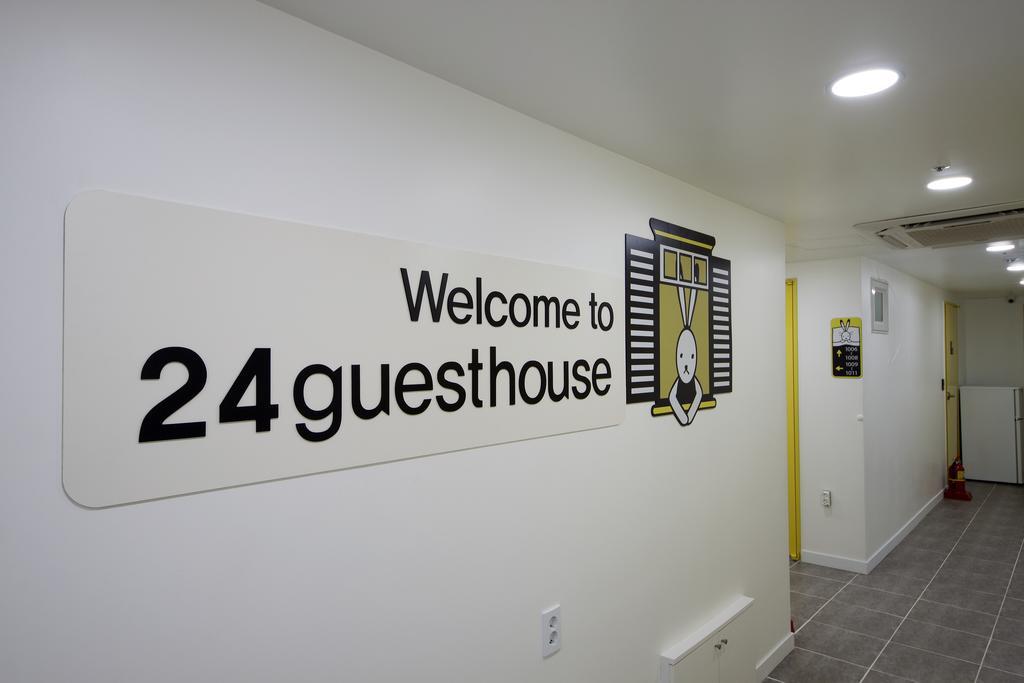 24 Guesthouse Myeongdong Town Seoul Eksteriør billede